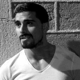 Diseñador gráfico e investigador privado