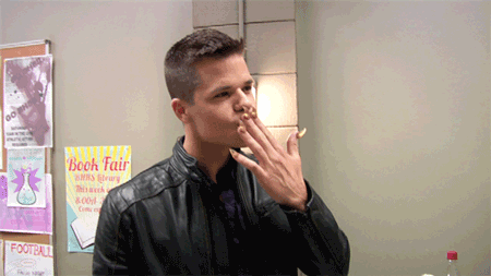 charlie-carver-actor-teen-wolf-the-leftlovers-sale-del-armario-es-gay-instagram